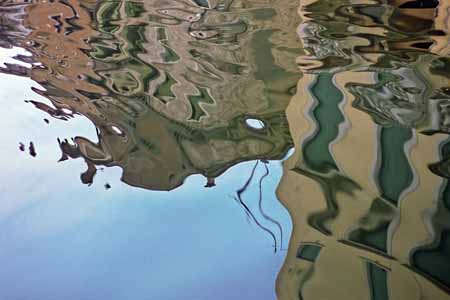 Liquid houses - Water reflections, JBLArts photography