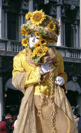 A dress with sunflower - Masks at the Venice Carnival, JBLArts photography