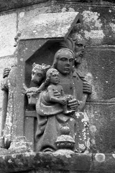 Holy family, Plougonven, 1554 - Calvaires Bretons - Calvaries in Brittany, France, JBLArts photography
