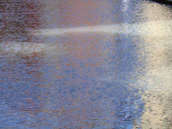 Fluttering Sprinkles - Water reflections, JBLArts photography